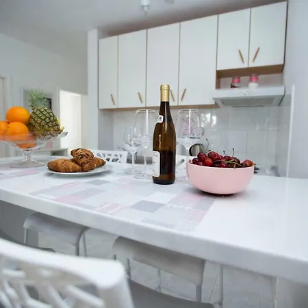 Two-bedroom Lozina